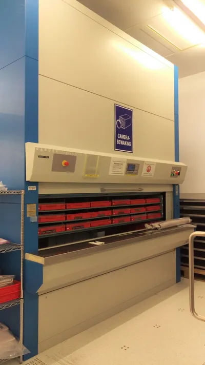 Kardex paternosterkast Cleanroom - SOLD