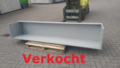 Zware ijzeren bakken